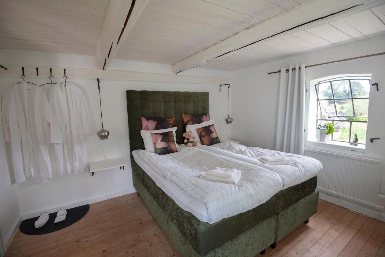 4B Oesterlen Bed & Breakfast Tomelilla Extérieur photo