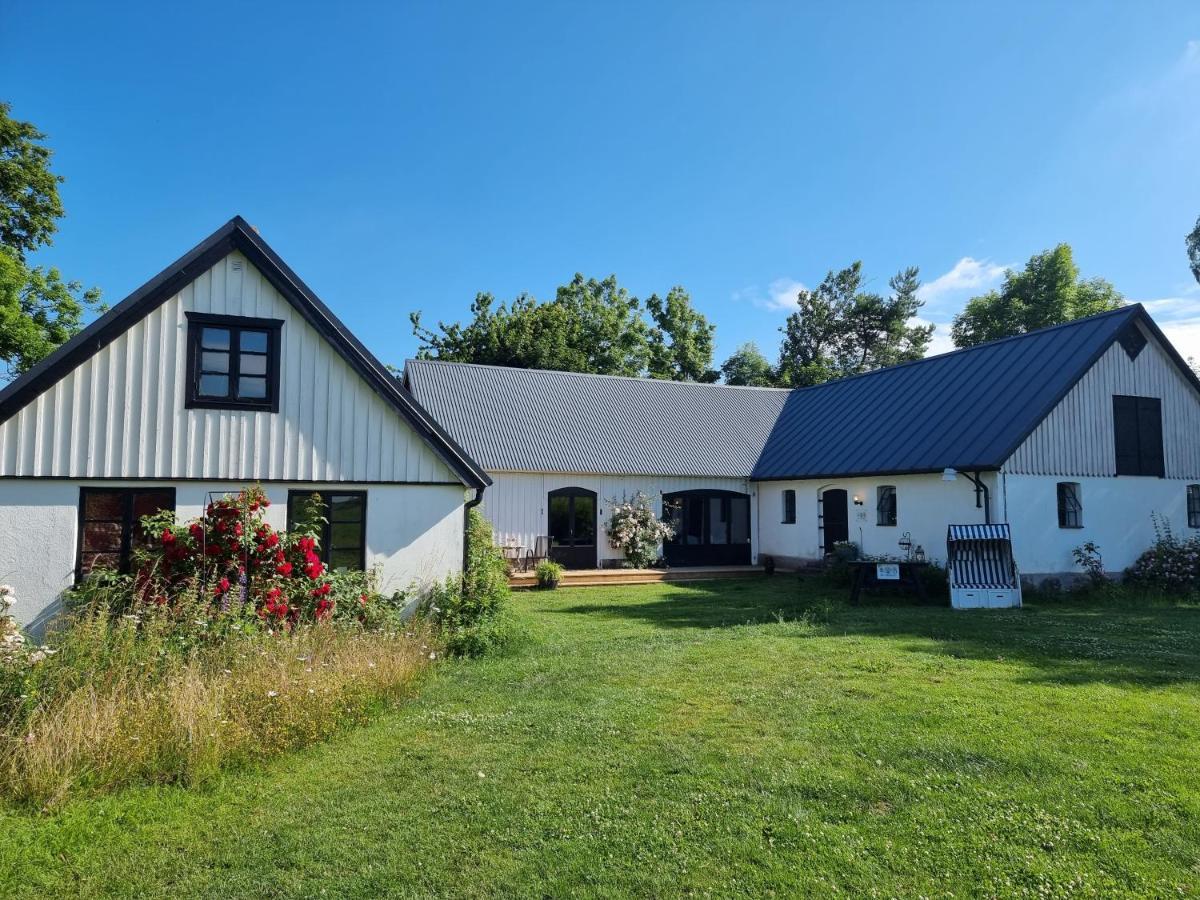 4B Oesterlen Bed & Breakfast Tomelilla Extérieur photo